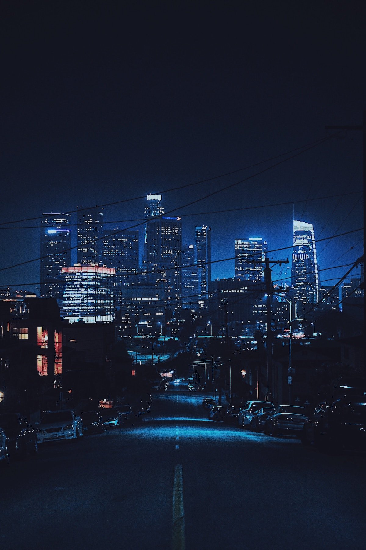 ambiance-bleu-les-confettis-ville-nuit