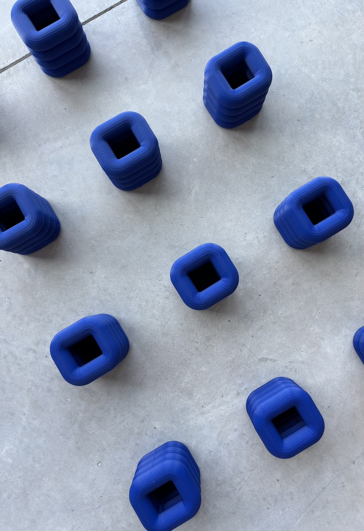 porte-crayon-tubes©Alicia-Olivier-Olive-design-les-confettis