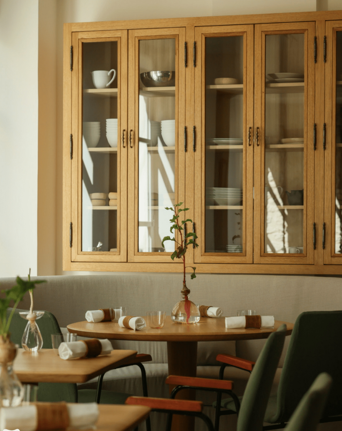 prevelle-restaurant-paris-interieur-les-confettis-journal