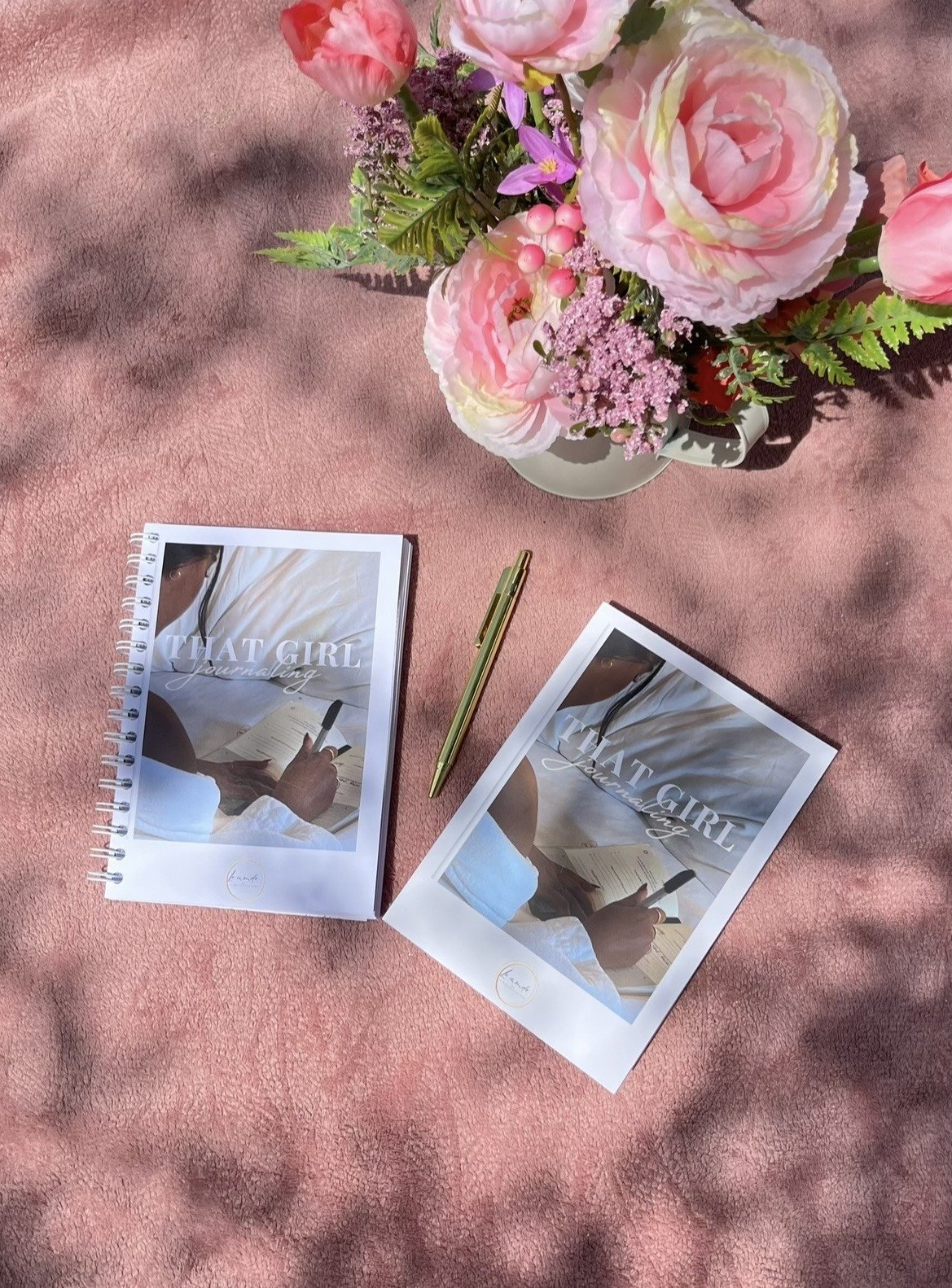 Charlotte-Dulac-coach-organisation-journaling-les-confettis