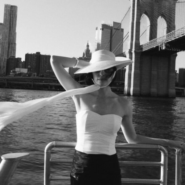 courtois-paris-uni-chapeaux-ceremonie